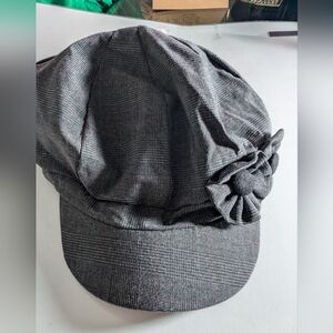 Stylish Dark Gray Checkered  Cap